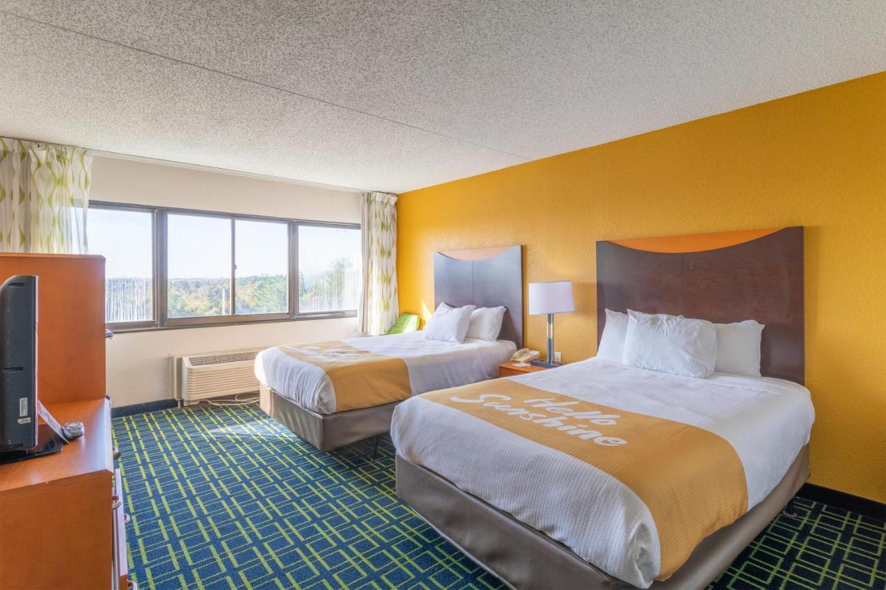 Days Inn By Wyndham Absecon Atlantic City Area Dış mekan fotoğraf