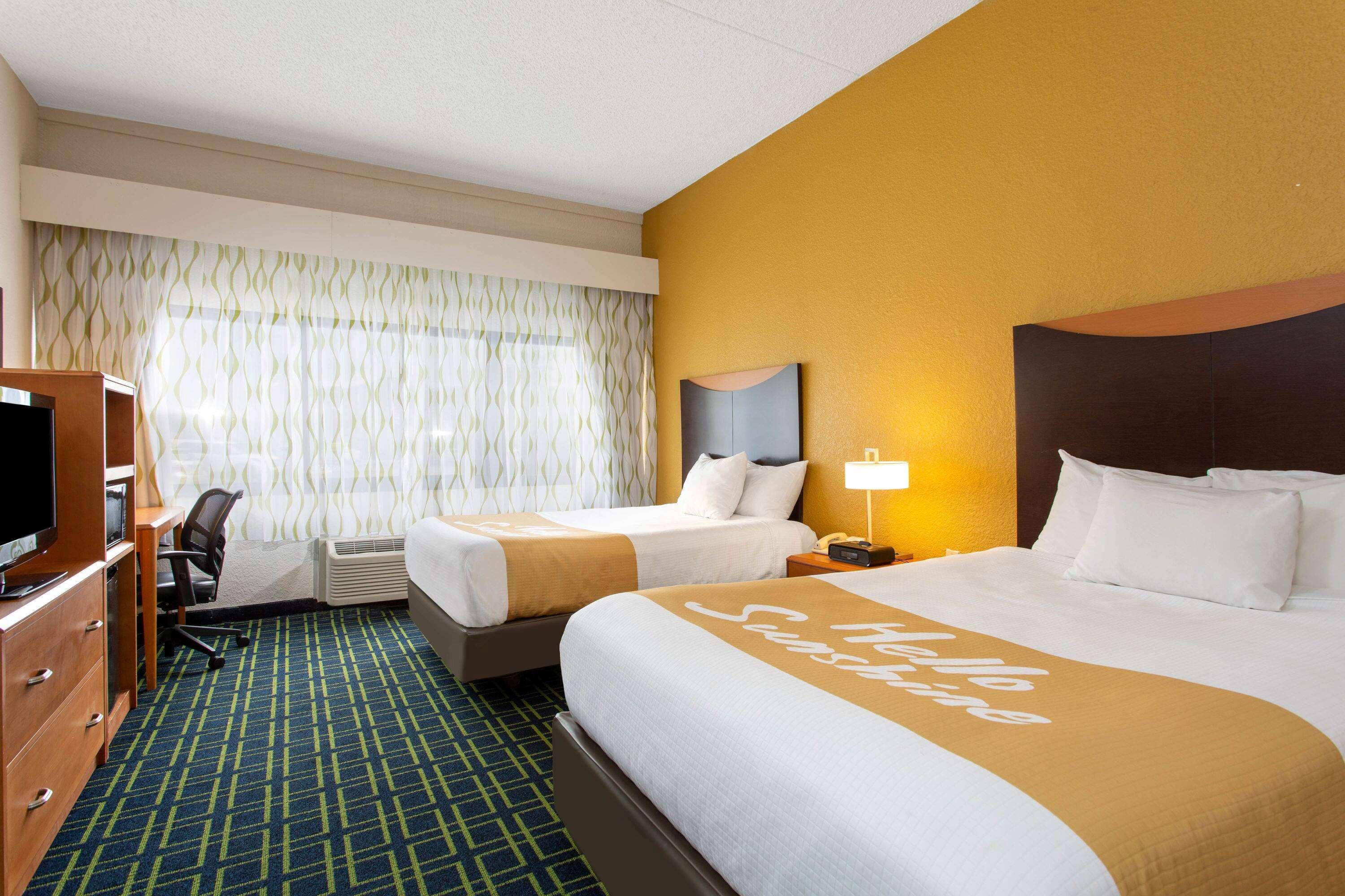 Days Inn By Wyndham Absecon Atlantic City Area Dış mekan fotoğraf