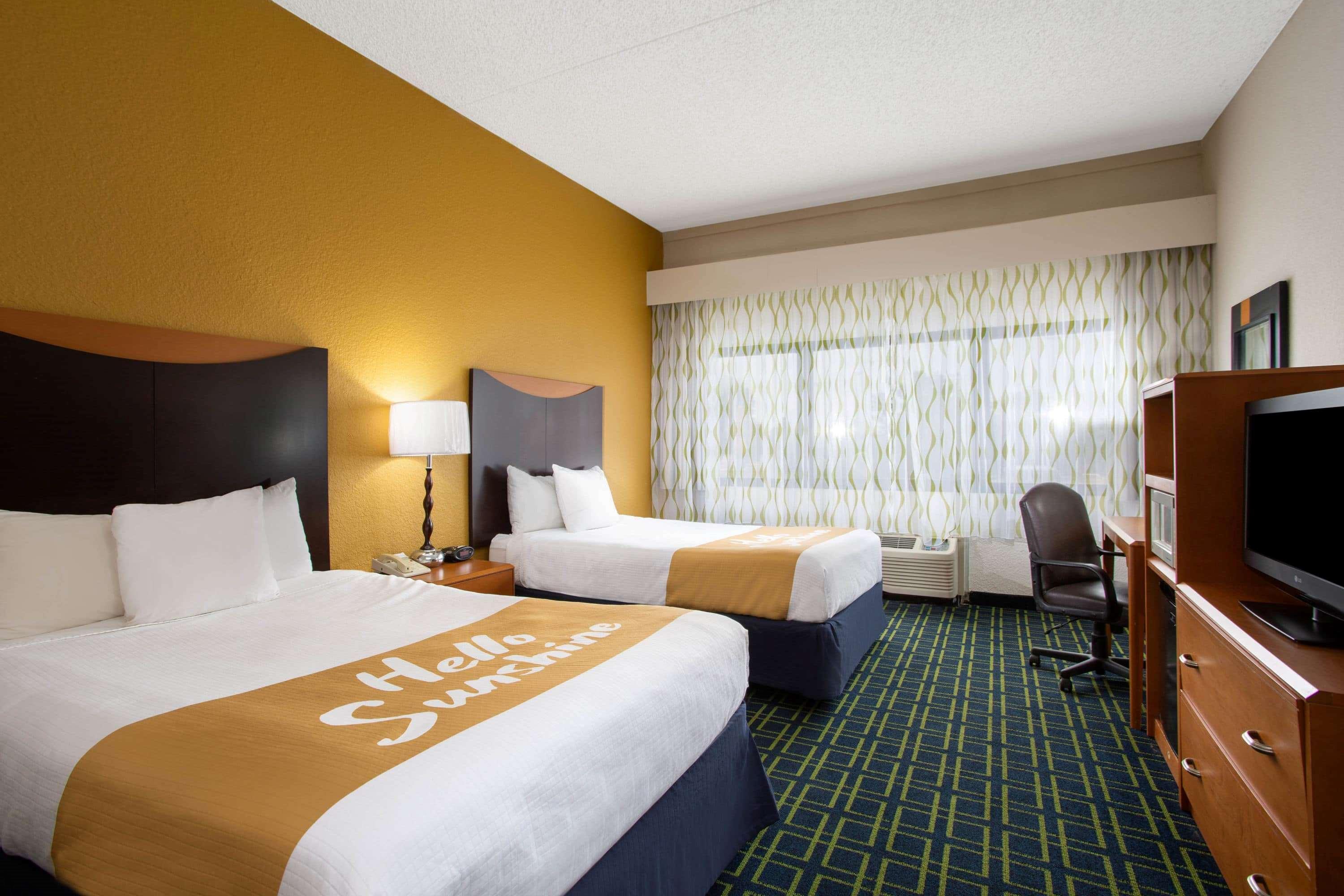 Days Inn By Wyndham Absecon Atlantic City Area Dış mekan fotoğraf
