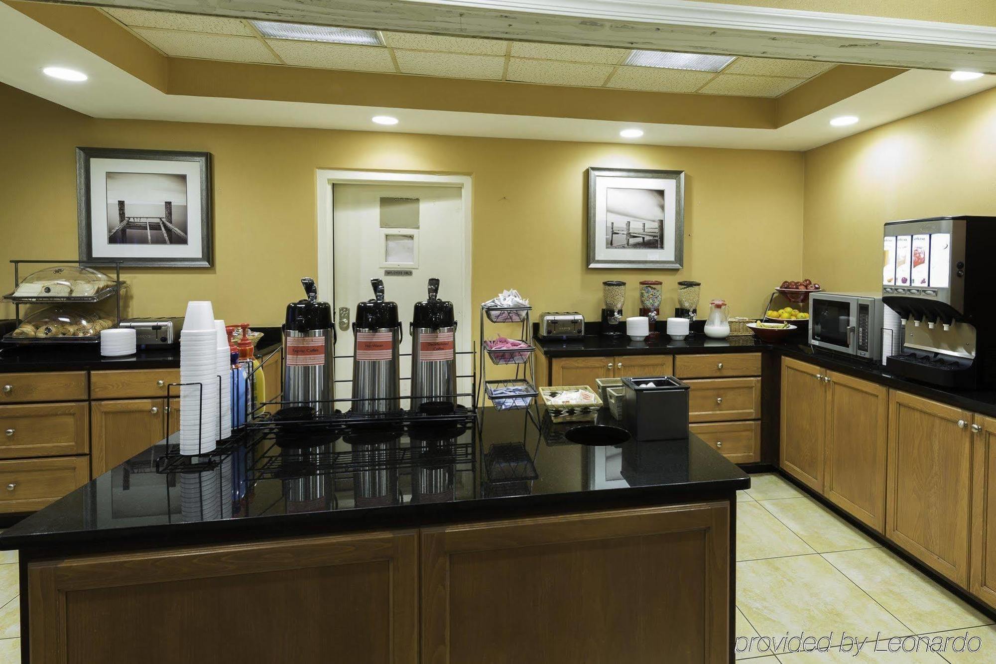 Days Inn By Wyndham Absecon Atlantic City Area Dış mekan fotoğraf